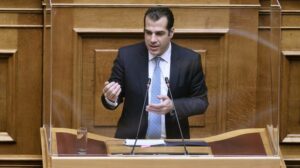 Στήριξη από το Βουλευτή της ΝΔ Δημήτρη Κούβελα στους πτυχιούχους μέσω ελληνικών κολλεγίων